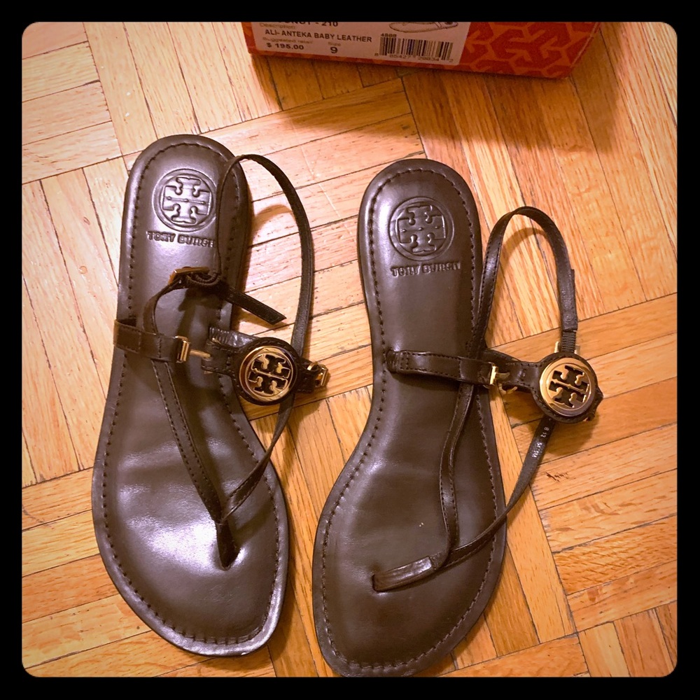 Tory Burch Ali-Aneka Leather Thong Sandal Size 9